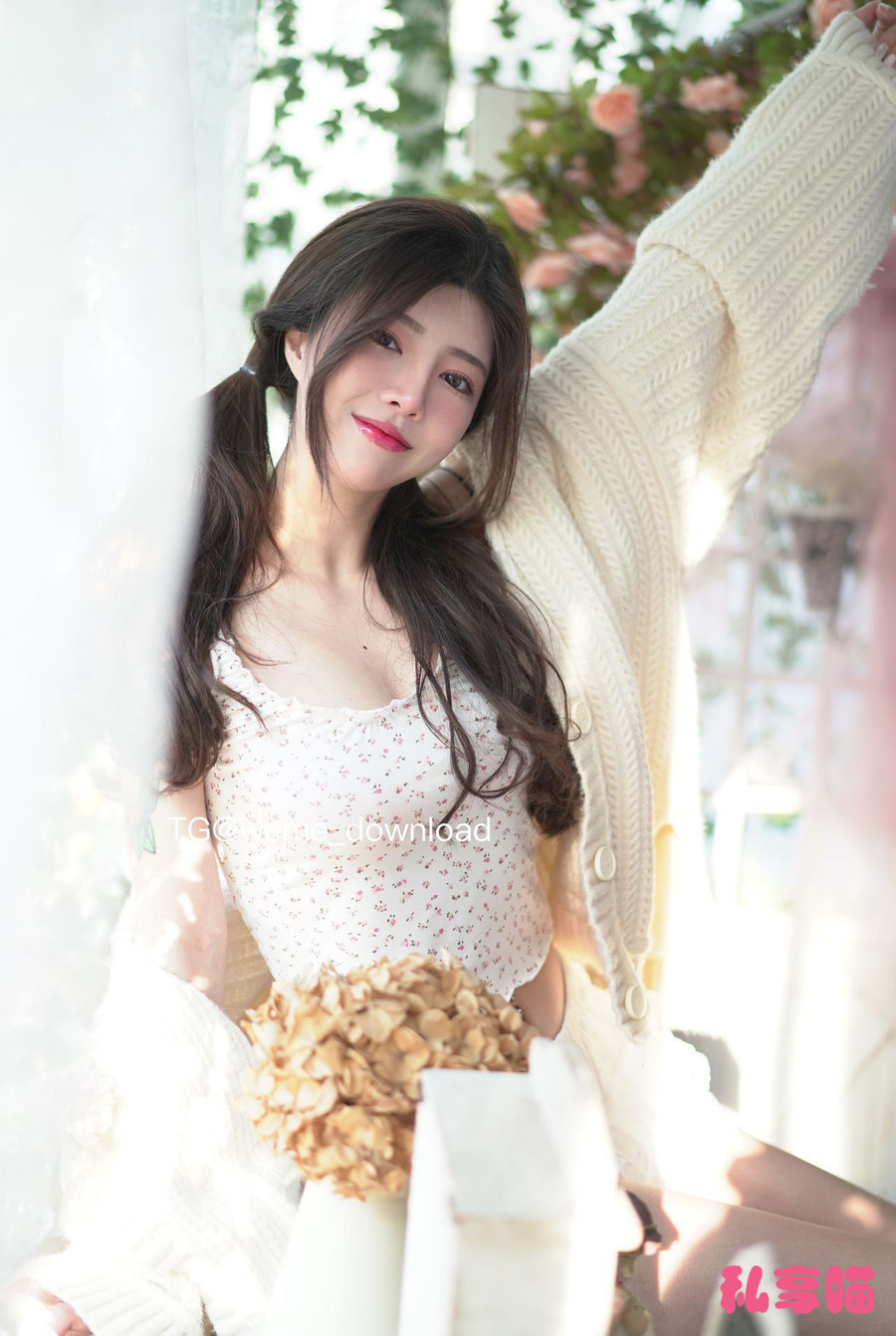 白丝美腿福利 保琳球有点胖 微密圈写真图片以及视频合集下载