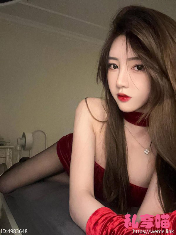 白丝美腿福利 保琳球有点胖 微密圈写真图片以及视频合集下载