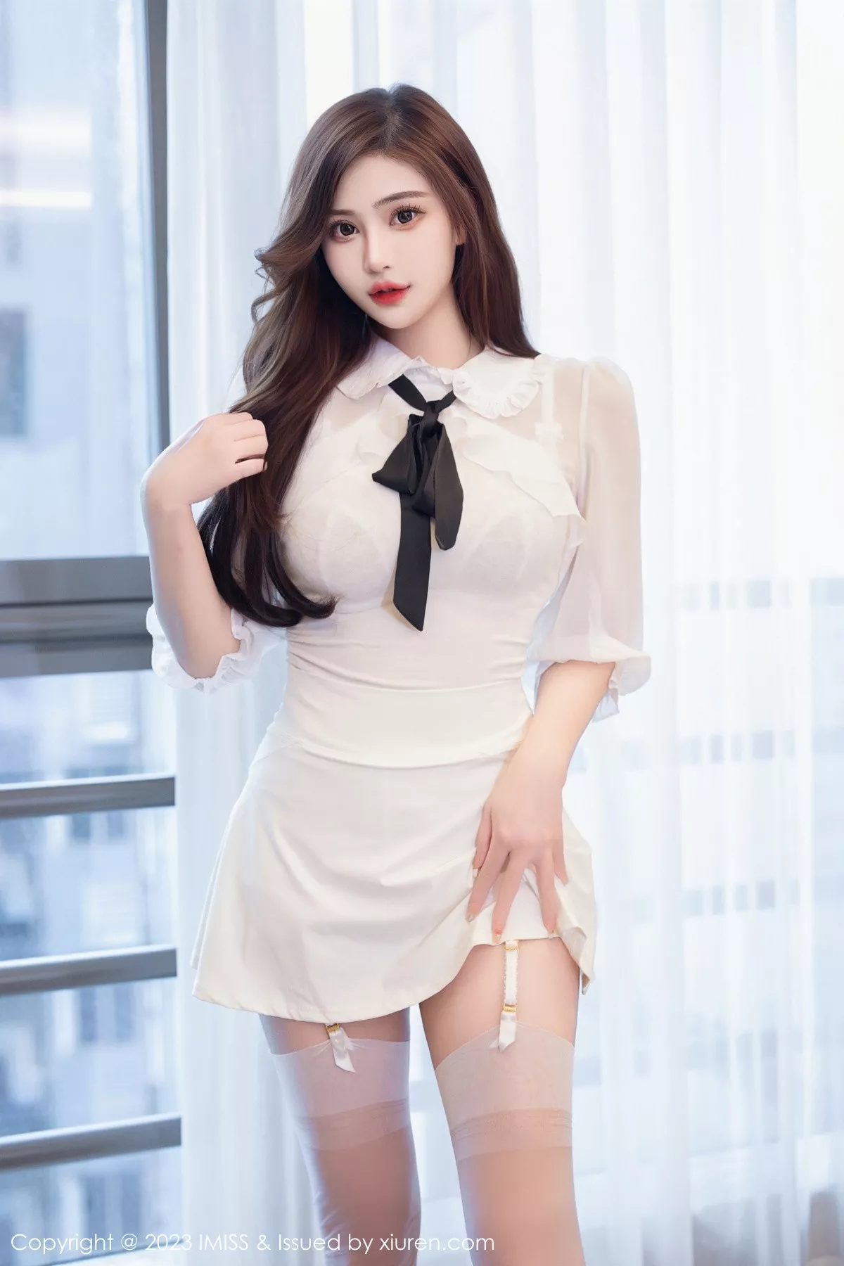 IMiss爱蜜社 Lavinia 丝袜美女写真图片合集 IMiss爱蜜社 Lavinia 丝袜美女写真图片合集