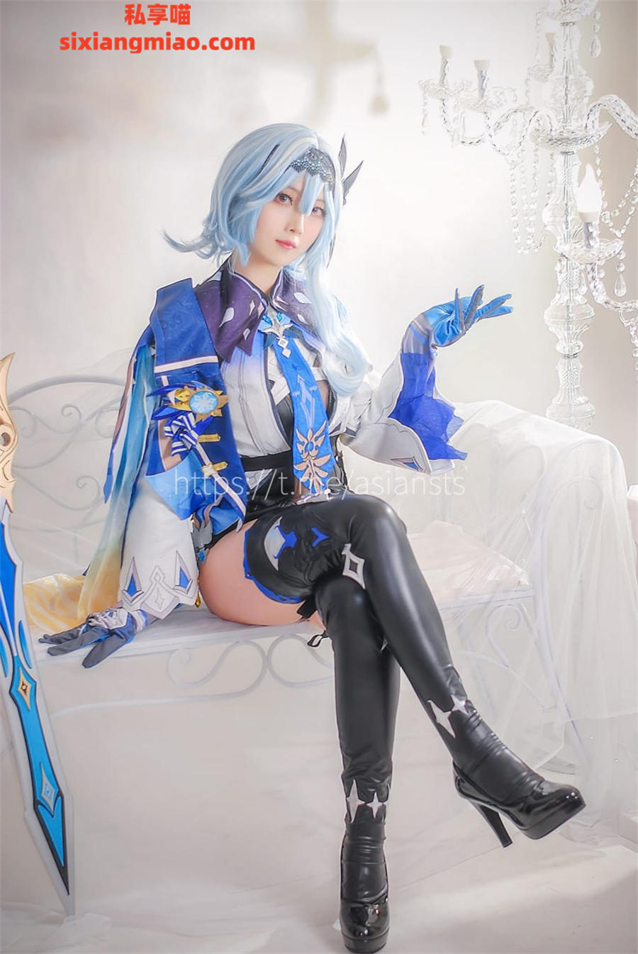 黑丝制服御姐 白露很白 cosplay写真套图合集下载