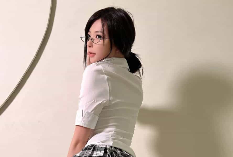 微密圈陈妮妮UNI 全套写真资源流出合集下载