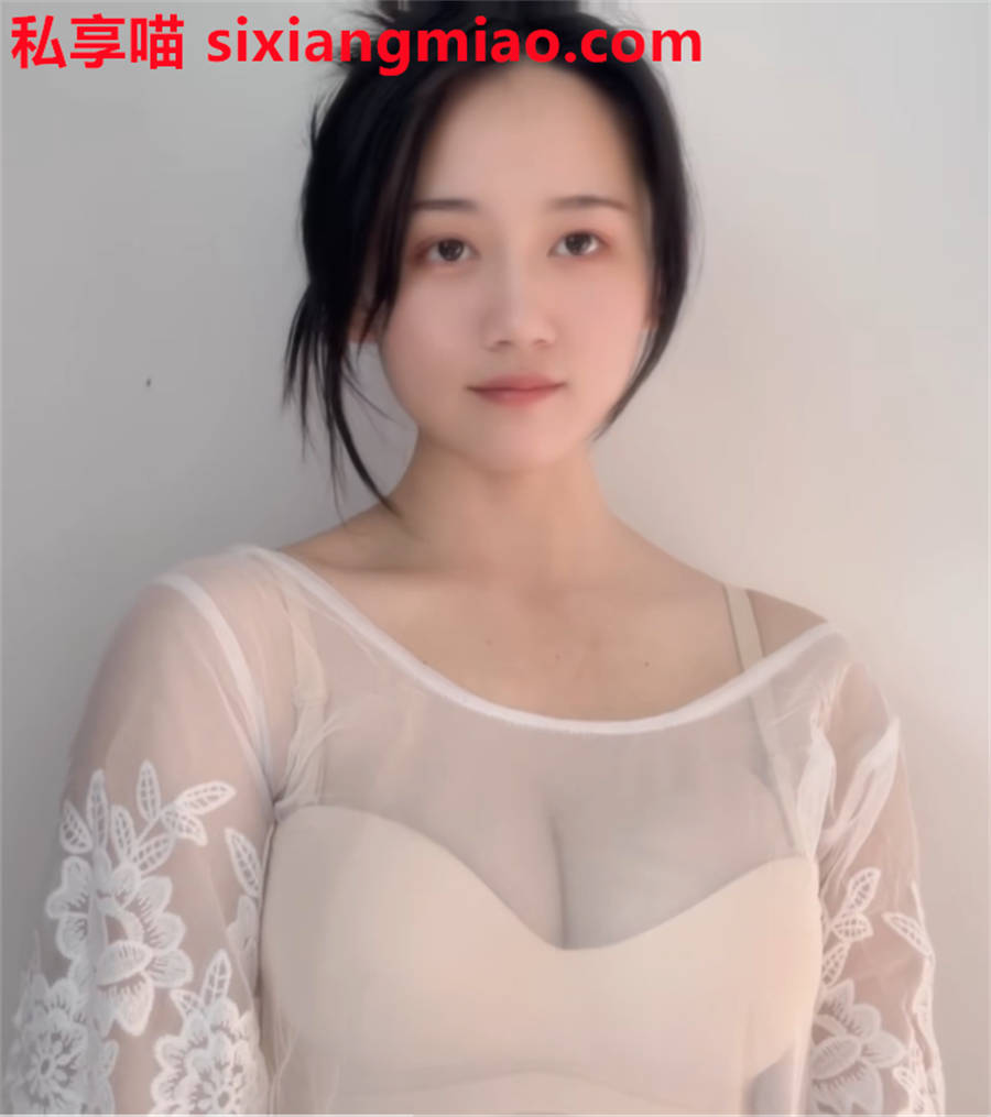 巨乳情趣美女 大白兔d胡萝卜 cosplay写真视频+图片合集 巨乳情趣美女 大白兔d胡萝卜 cosplay写真视频+图片合集
