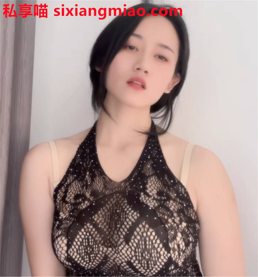 巨乳情趣美女 大白兔d胡萝卜 cosplay写真视频+图片合集 巨乳情趣美女 大白兔d胡萝卜 cosplay写真视频+图片合集