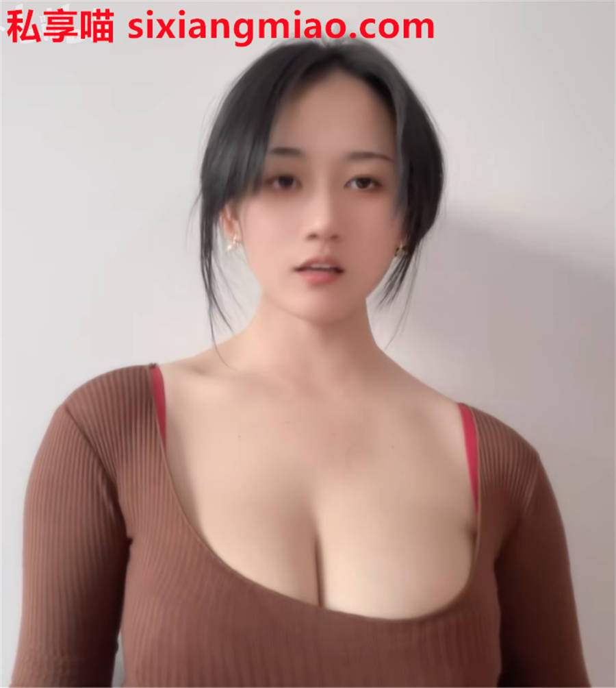 巨乳情趣美女 大白兔d胡萝卜 cosplay写真视频+图片合集 巨乳情趣美女 大白兔d胡萝卜 cosplay写真视频+图片合集