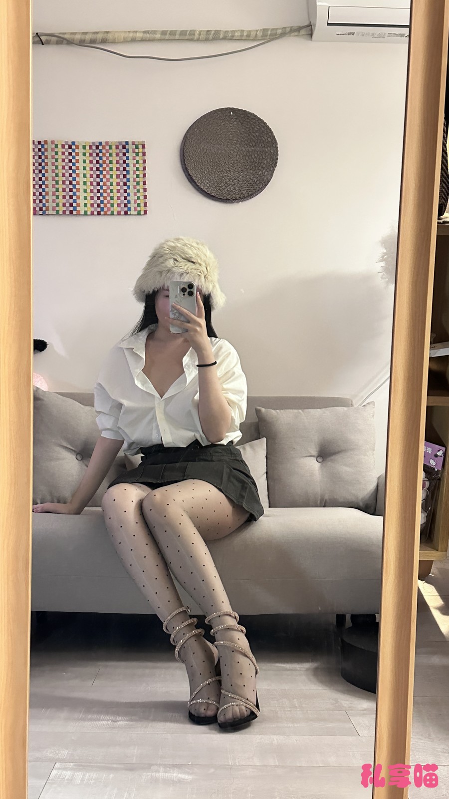 黑丝美腿福利 微密圈 玫桃泡芙 写真资源合集下载