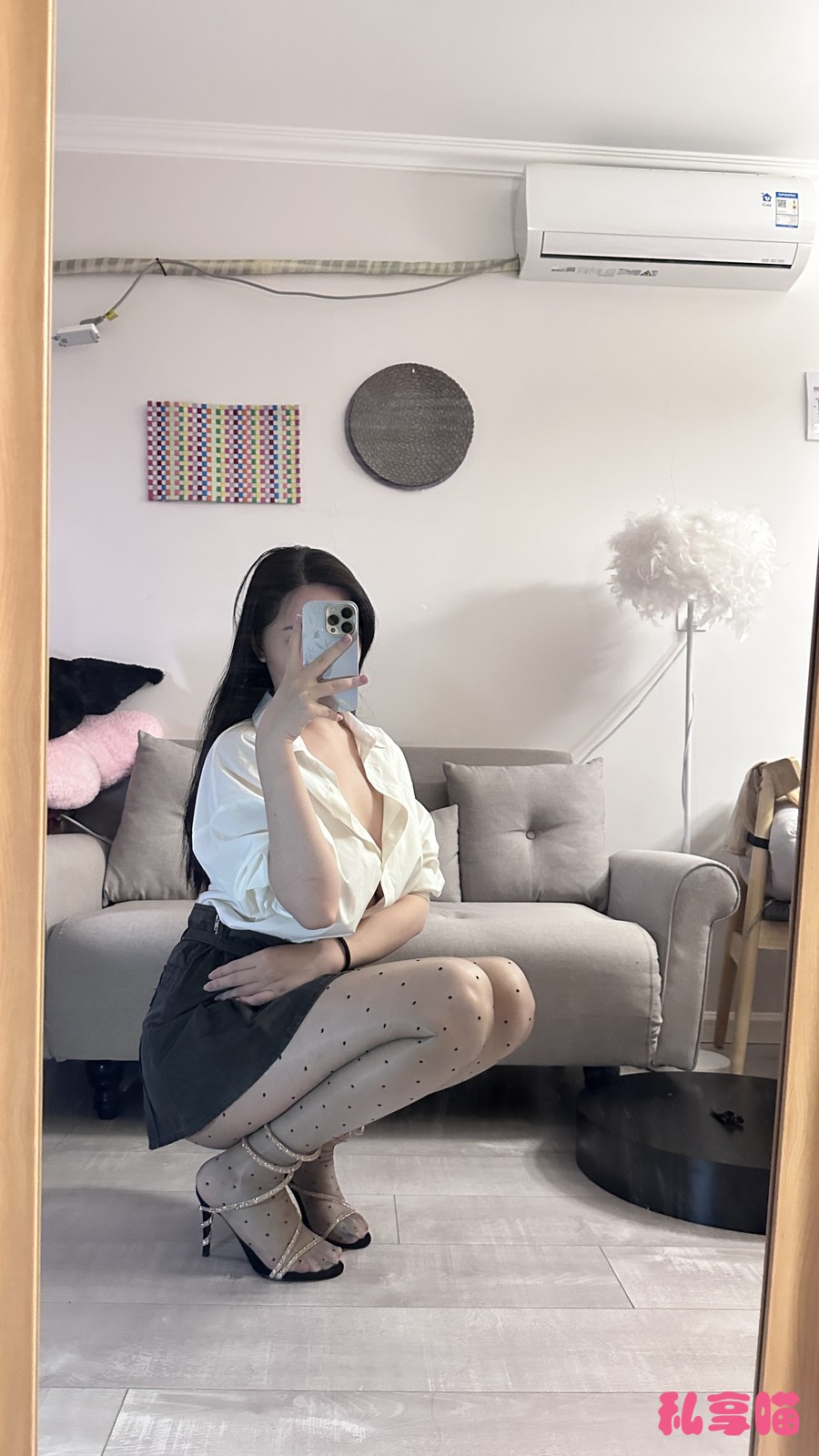 黑丝美腿福利 微密圈 玫桃泡芙 写真资源合集下载 黑丝美腿福利 微密圈 玫桃泡芙 写真资源合集下载