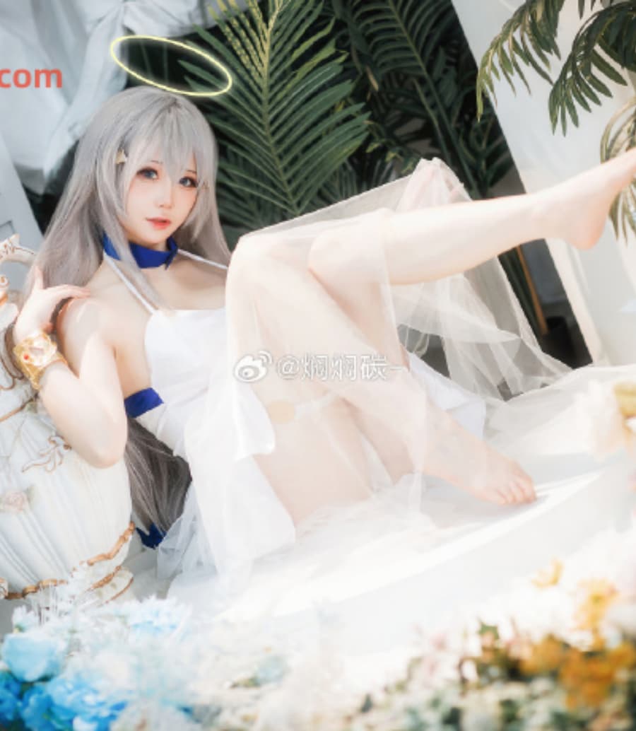 颜值Coser焖焖碳 大尺度写真图片合集下载 颜值Coser焖焖碳 大尺度写真图片合集下载