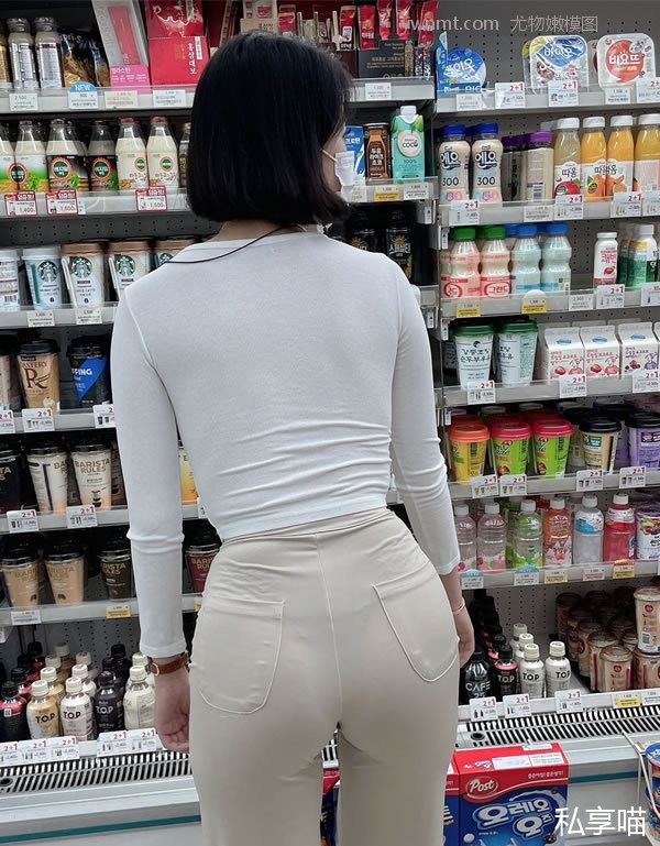 mrsddirori 巨乳美女大尺度私拍写真资源合集