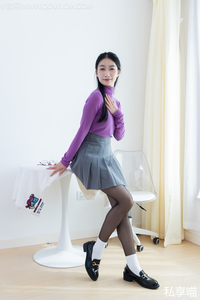 少女丝袜美足福利 森萝财团 大尺度内部定制写真大合集