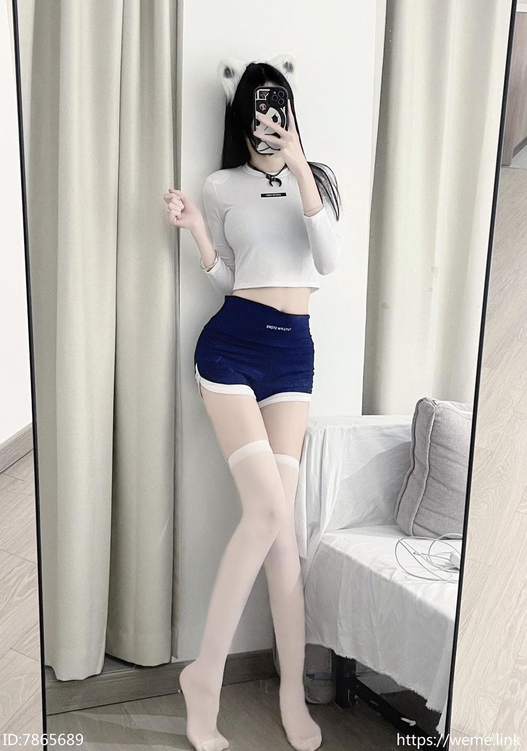 白丝萝莉控 咬一口妃妃酱微密圈写真图片以及视频合集下载