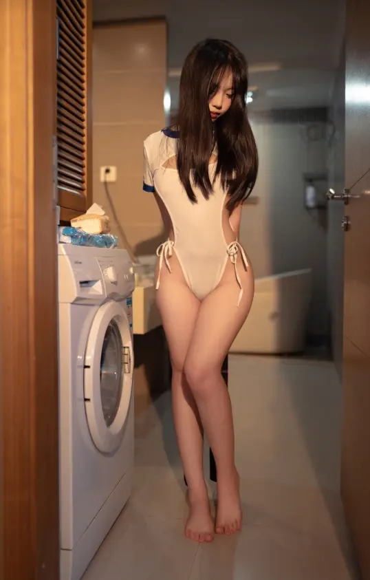 丝袜美足福利 Bangni邦尼微密圈写真资源合集下载