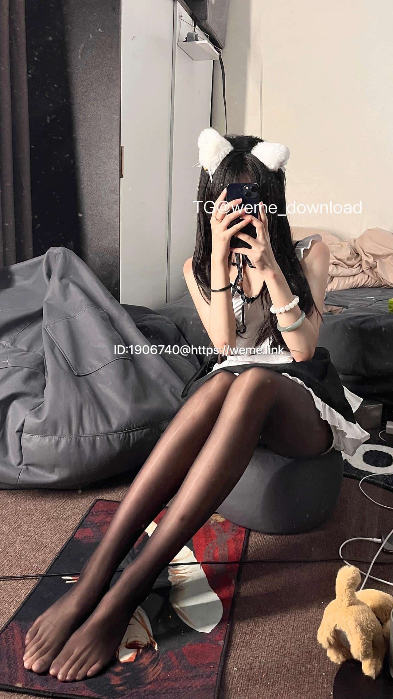 白丝美腿福利 娇七微密圈写真图片以及视频合集下载