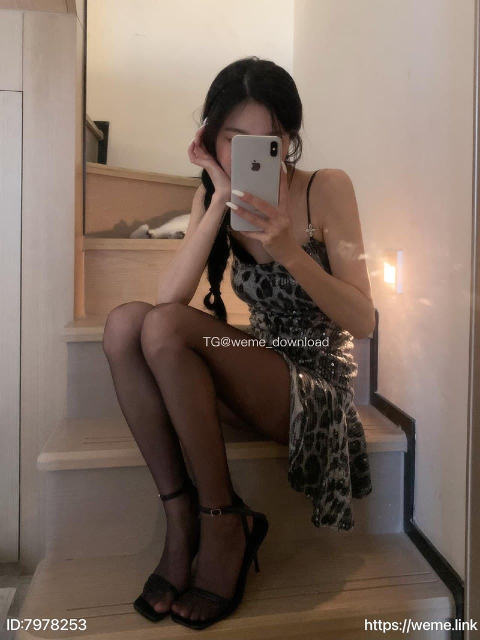 白丝美腿福利 林崔崔微密圈写真图包合集下载 白丝美腿福利 林崔崔微密圈写真图包合集下载