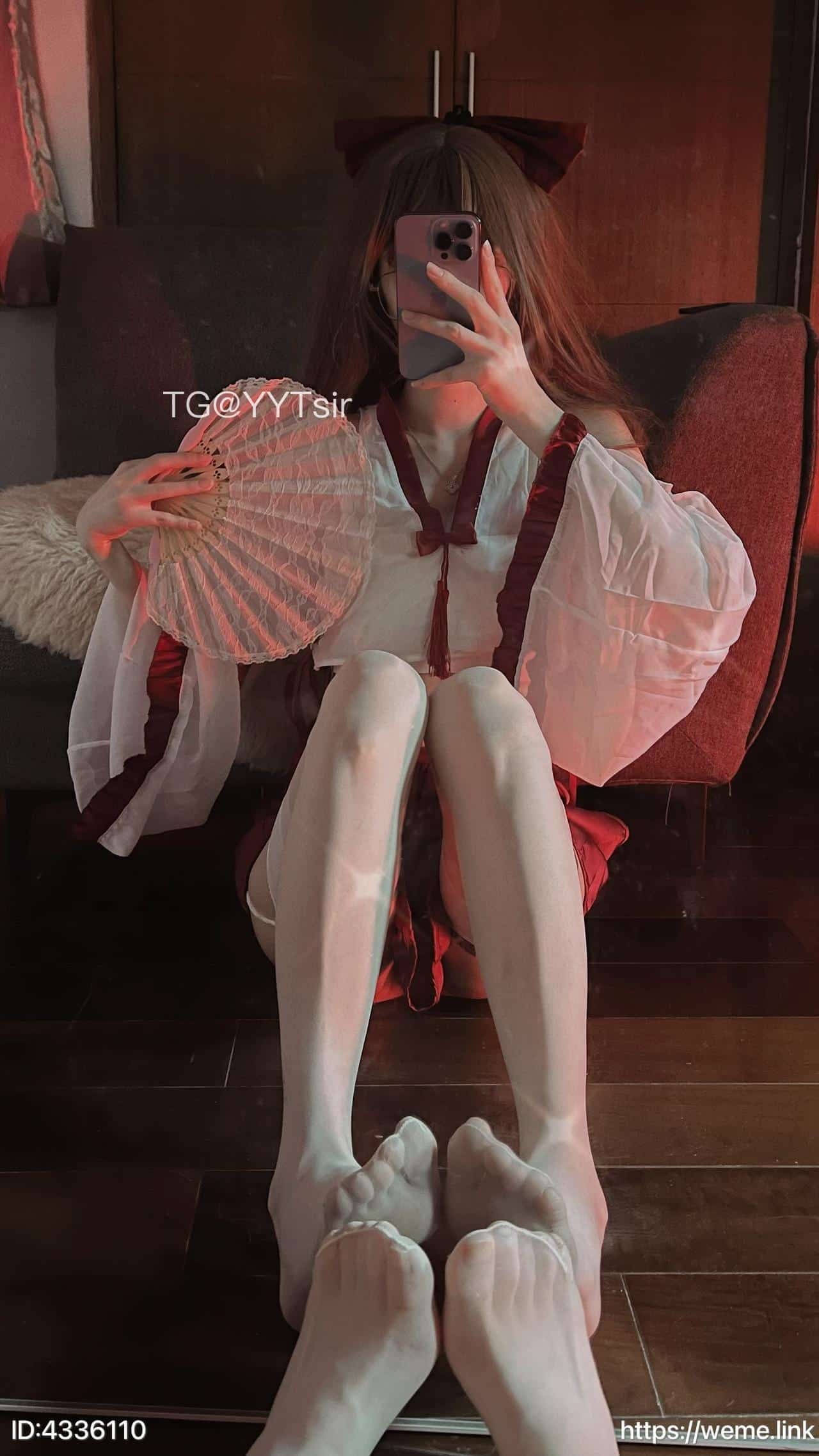 丝袜美足福利 六月羊ouo微密圈写真图片以及视频资源合集下载