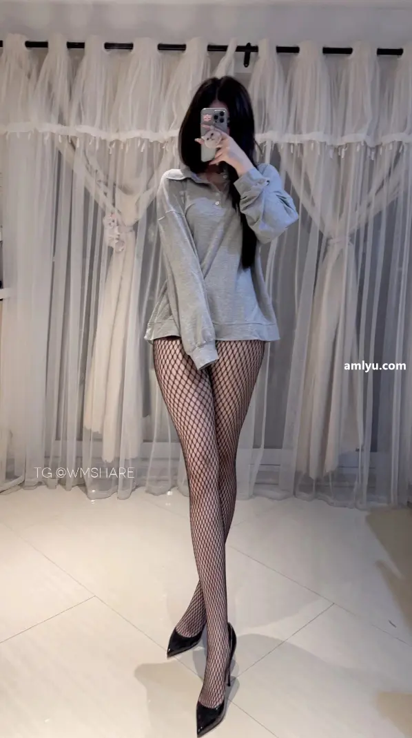 黑丝美腿福利 美酱Nami微密圈写真图片以及视频合集下载