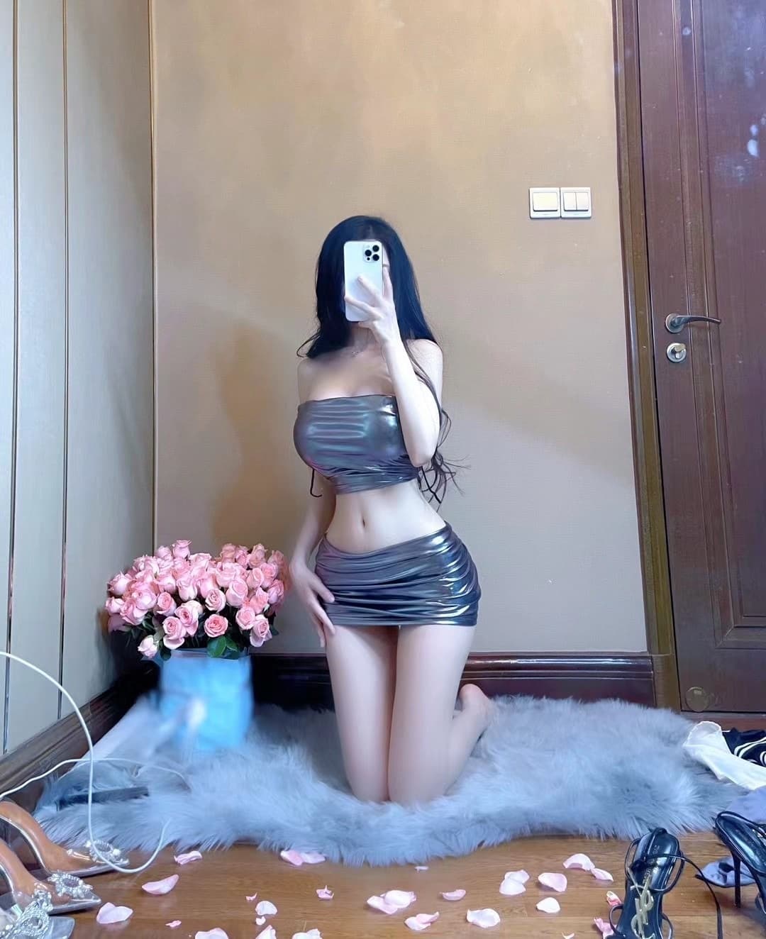 丝袜美足福利 小猫咪611微密圈写真图片以及视频合集下载