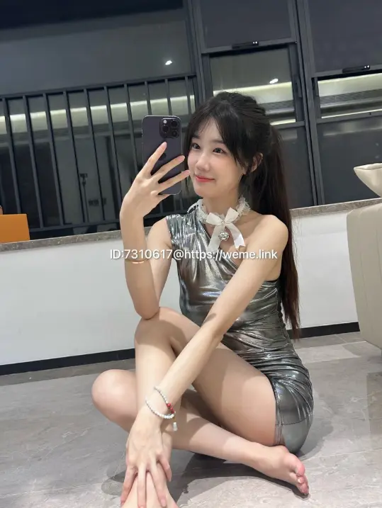 白丝美腿福利 星怡很甜微密圈写真图片以及视频合集下载 白丝美腿福利 星怡很甜微密圈写真图片以及视频合集下载