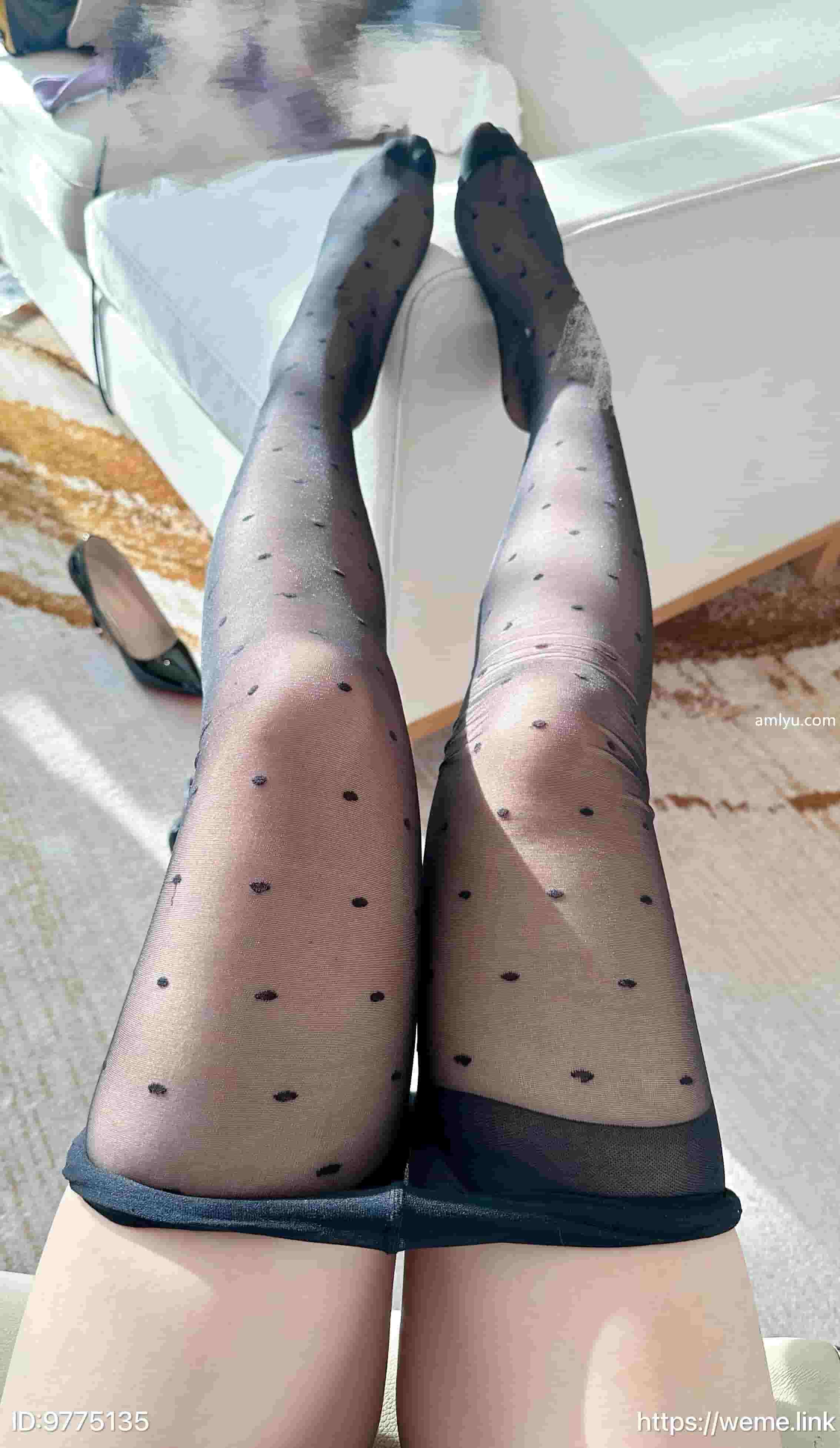 白丝萝莉控 尧君君微密圈写真图片以及视频合集下载