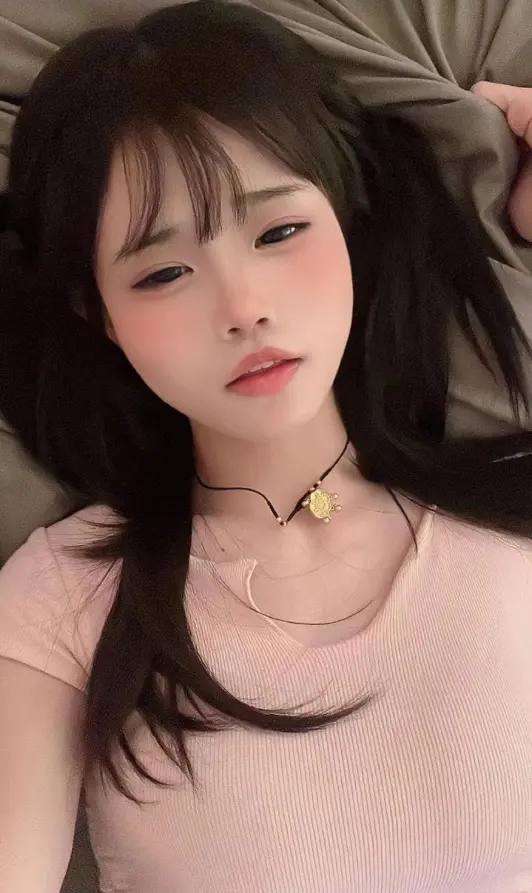 黑丝御姐 忆崽崽呀微密圈写真图片以及视频资源合集下载