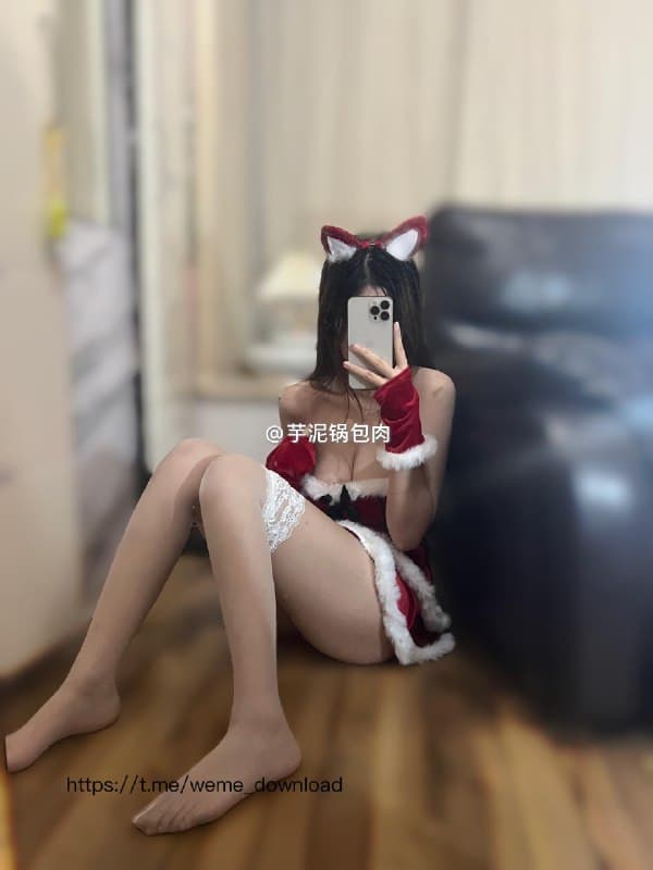 白丝萝莉控 芋泥锅包肉微密圈写真图片以及视频合集下载