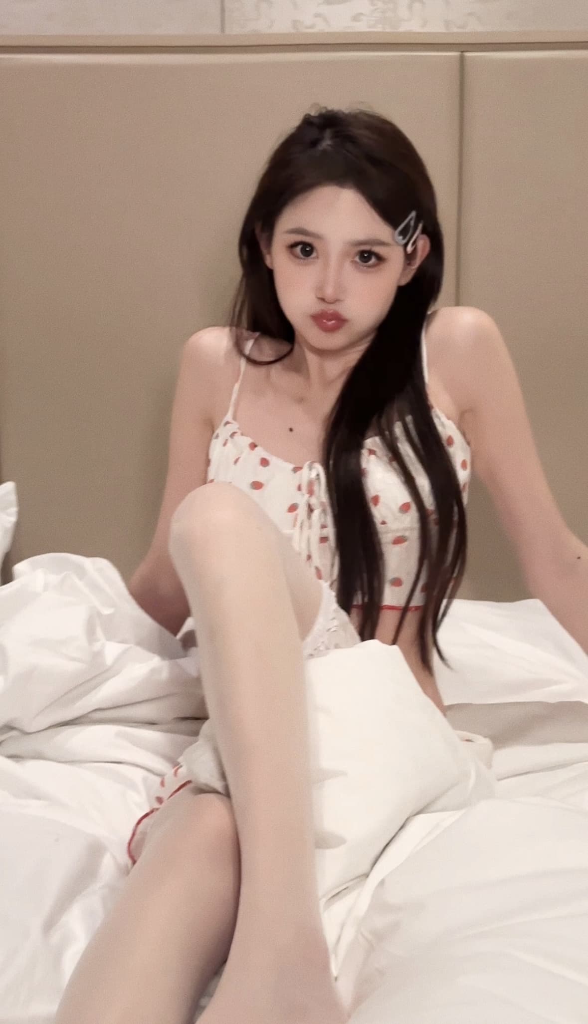 白丝萝莉控 粥粥酱微密圈写真图片以及视频合集下载 白丝萝莉控 粥粥酱微密圈写真图片以及视频合集下载