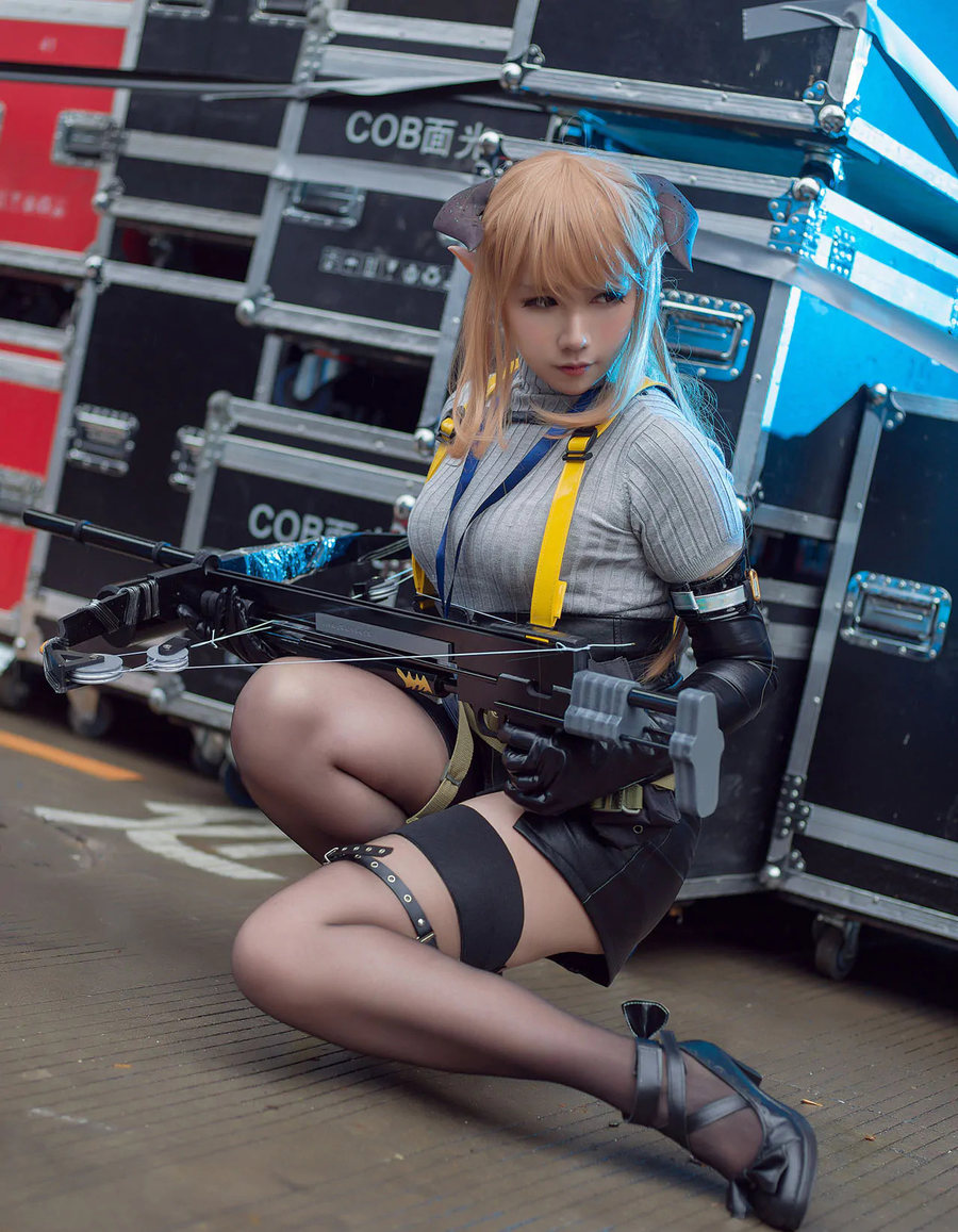 麻花麻花酱丝袜御姐写真图集资源下载