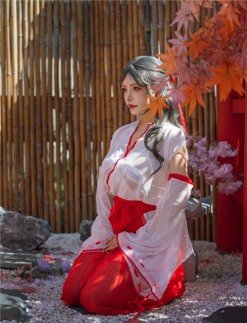 秋和柯基 cosplay少女写真照片图集网盘下载