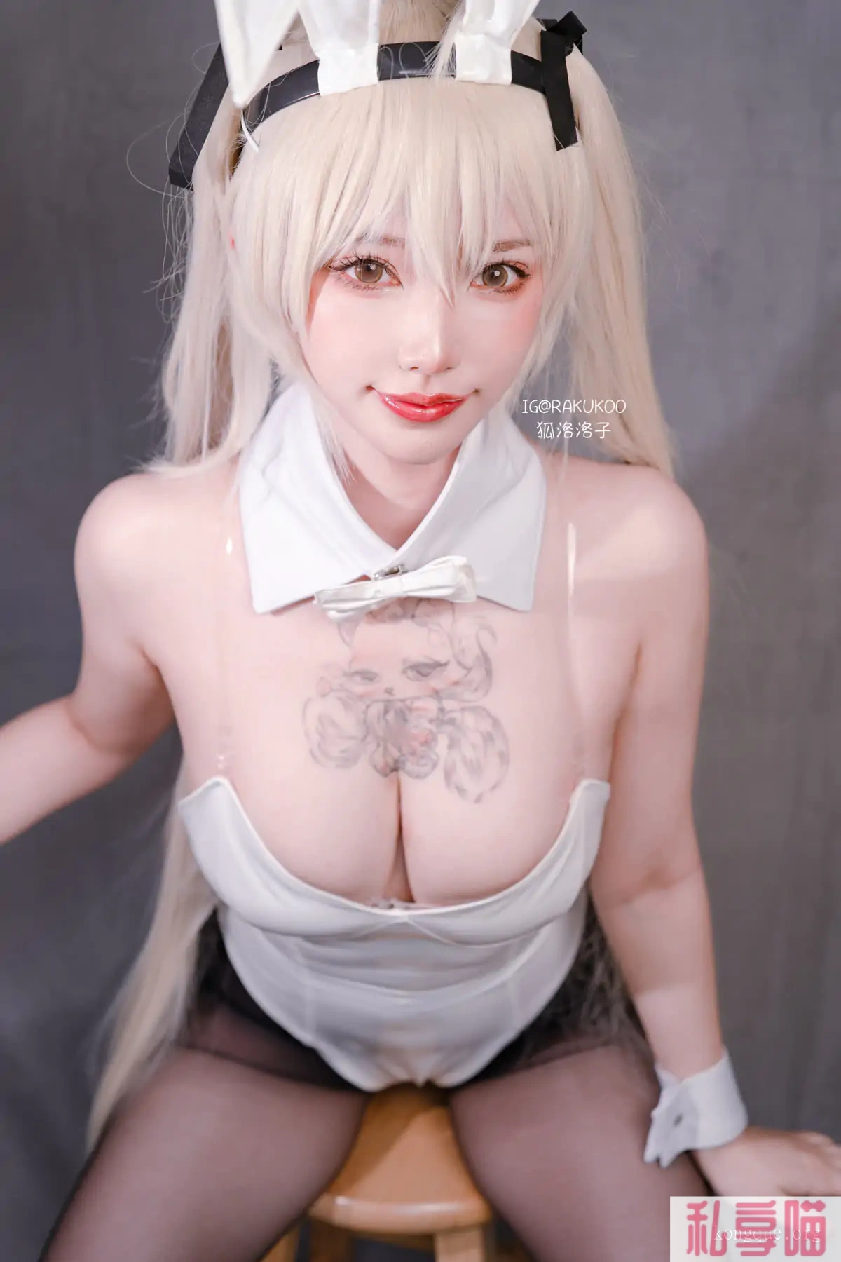 黑丝御姐 狐洛洛子 私享喵写真图包合集下载