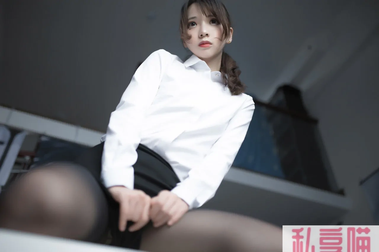 黑丝美腿福利 疯猫ss 私享喵写真图片以及视频资源合集